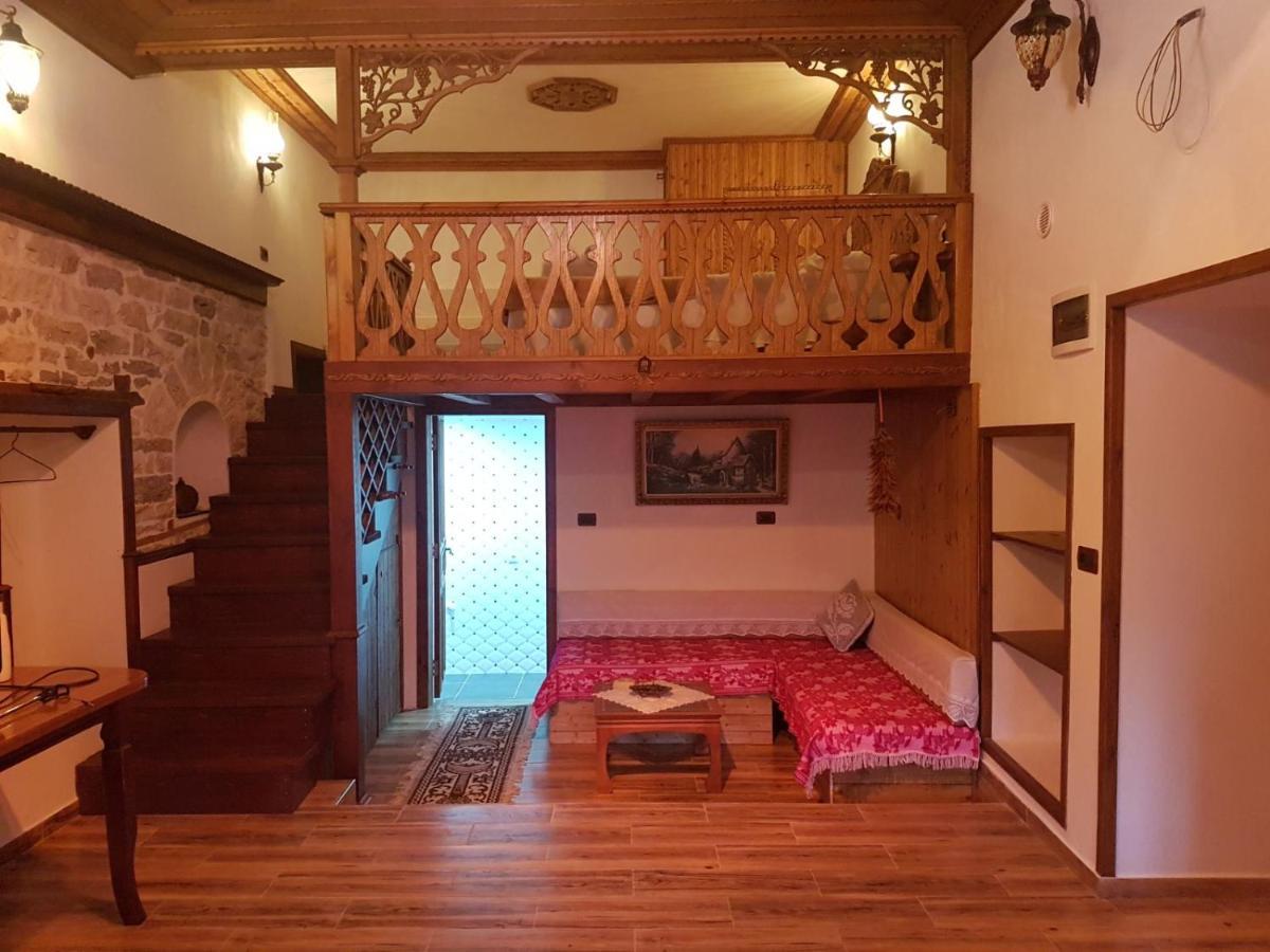 Riva Guest House Gjirokastër 外观 照片